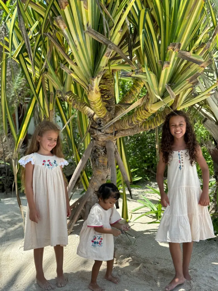 000214594095E063_L.webp