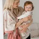 NB207P-Perlimpinpin-Plush-Sleepbag-Sac-de-Nuit-Floral-Lifestyle_1024x1024@2x.webp