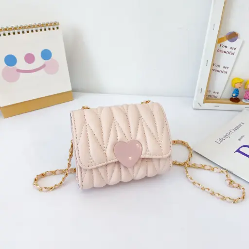 Crossbody Purse With Heart 1833 - Pink